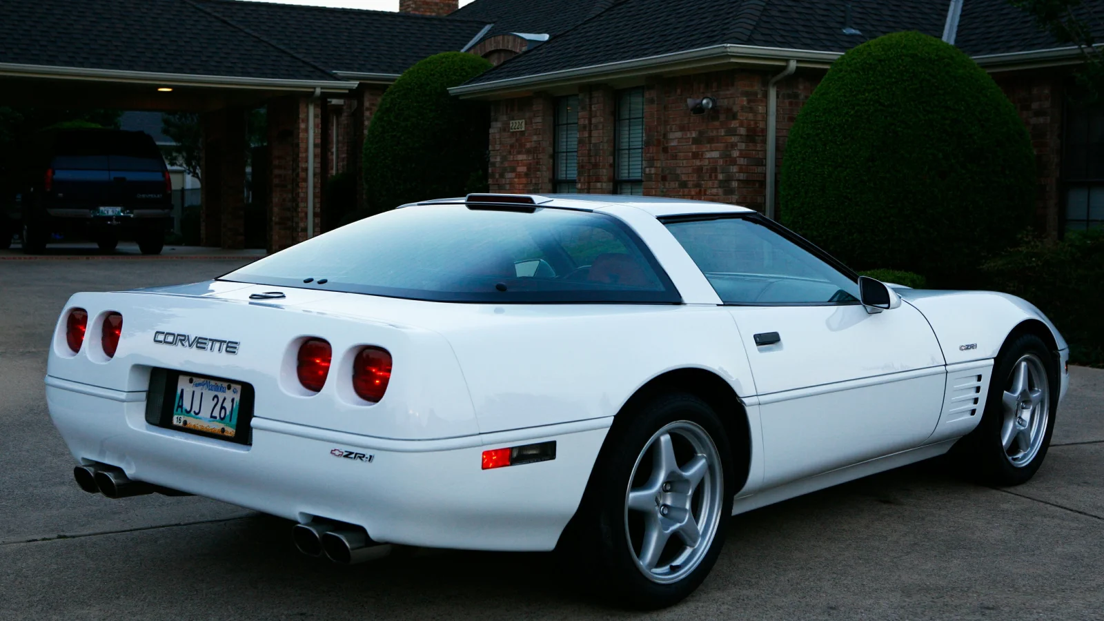 Click to Enlarge-Esc to Close Corvette Generations/C4/C4 1994 Rear.webp